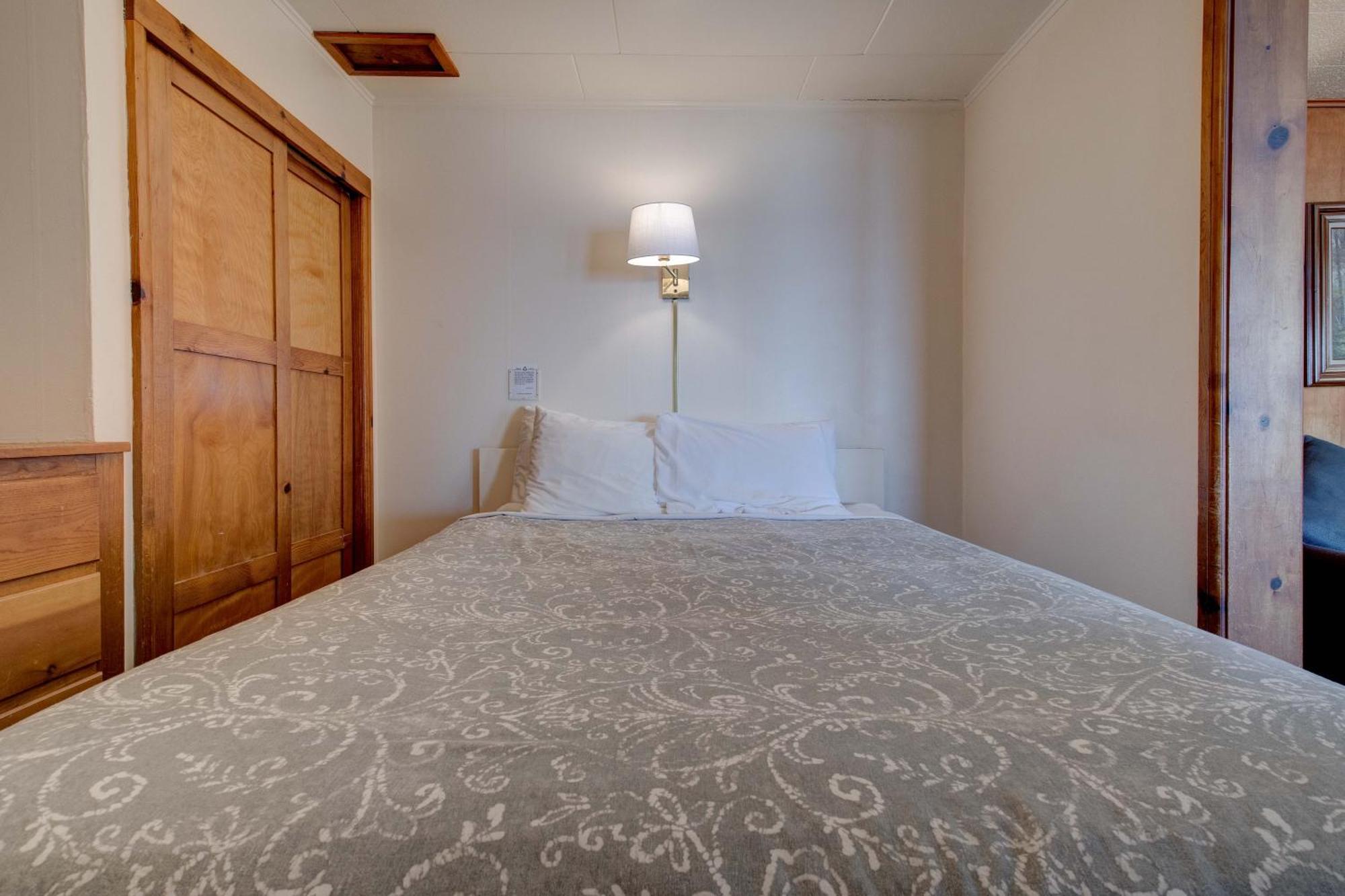 Ester Lee Oceanview Inn リンカーン・シティー エクステリア 写真