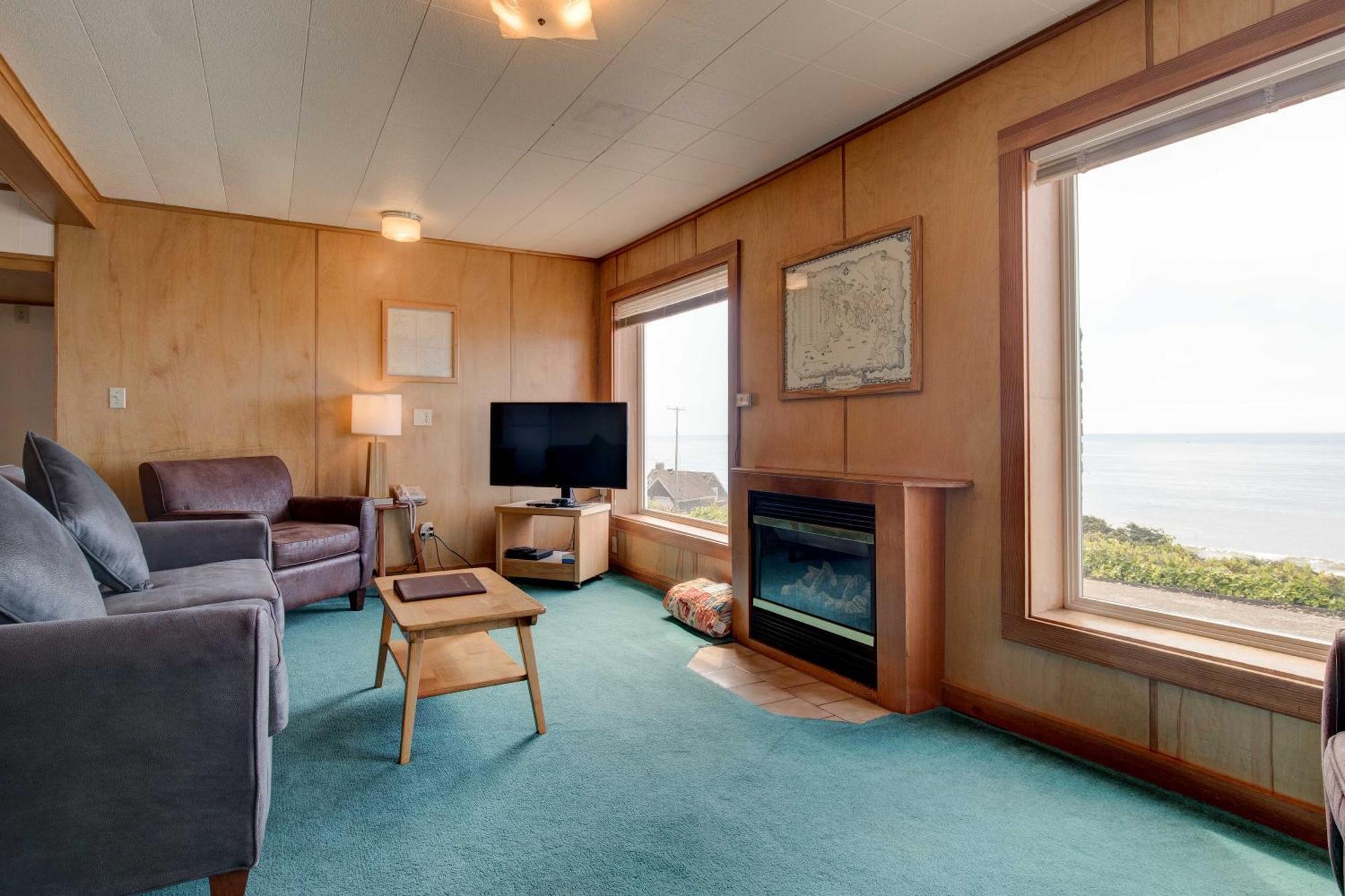 Ester Lee Oceanview Inn リンカーン・シティー エクステリア 写真