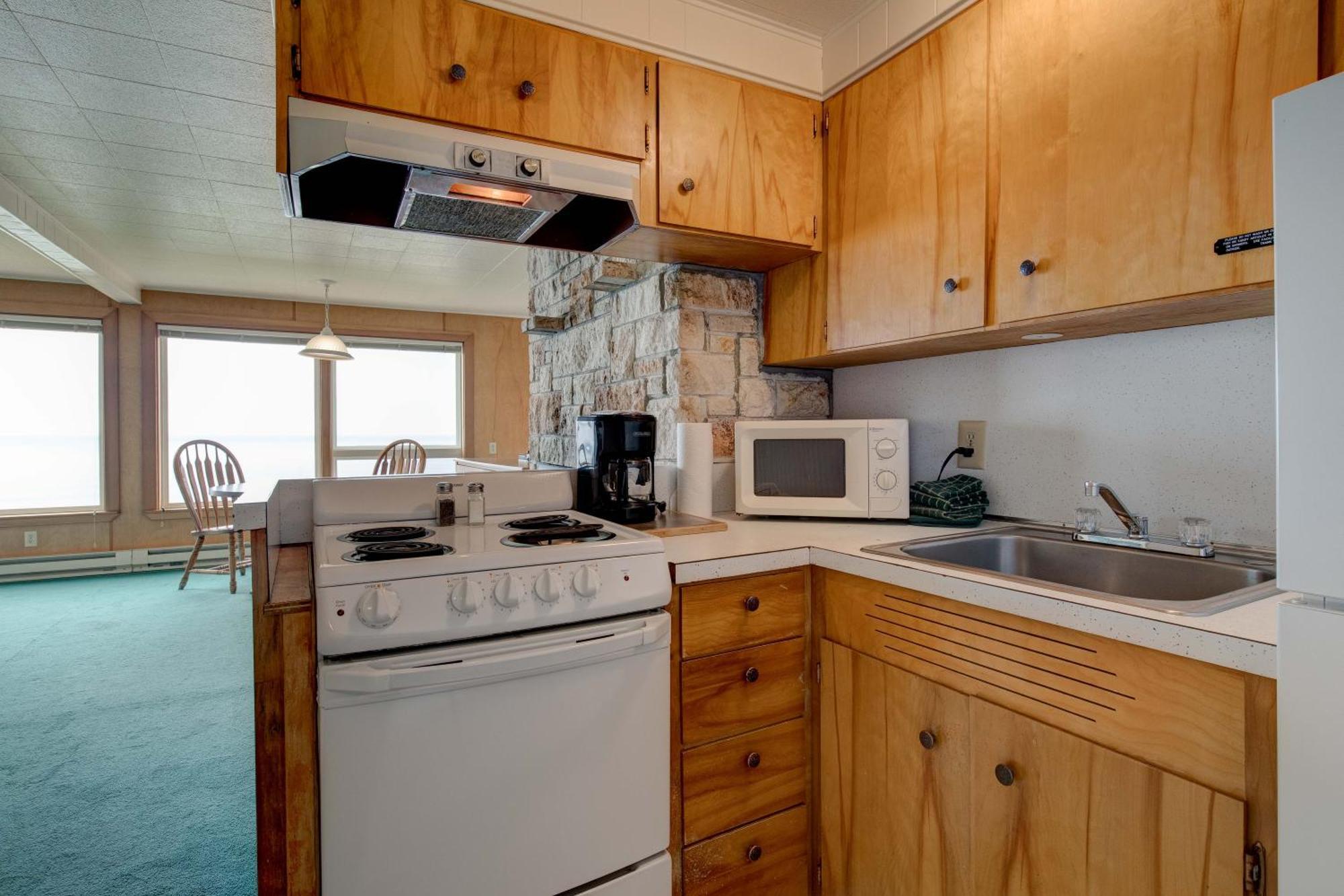 Ester Lee Oceanview Inn リンカーン・シティー 部屋 写真